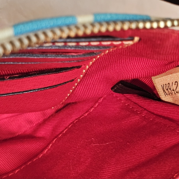 Dooney & Bourke Heart Pattern  Multicolor Crossbody Bag - Picture 7 of 15